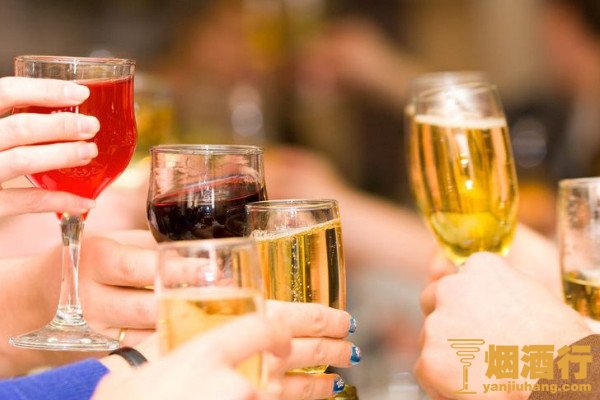 喝酒后胃难受怎么办 喝完酒胃不舒服怎么办